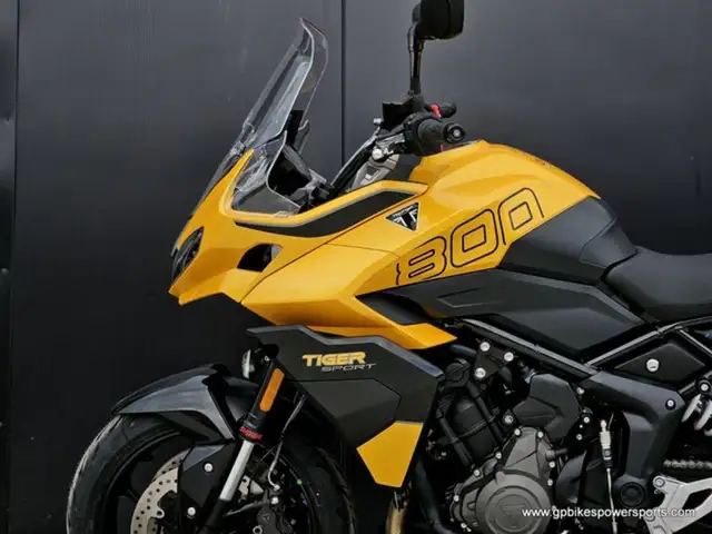 2026 Triumph Tiger Sport 800 Cosmic YellowSapphire Black in Street, Cruisers & Choppers in Oshawa / Durham Region - Image 22