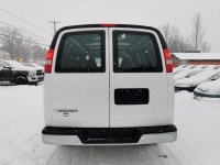 "• Power_Steering • Power_Brakes • Power_Windows • Cup_Holder • Air_w_Climate_Control • Map_Lights •... (image 3)