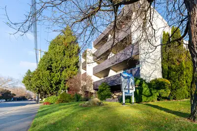 2 Bedroom Apartment for Rent - 3819 Shelbourne Street