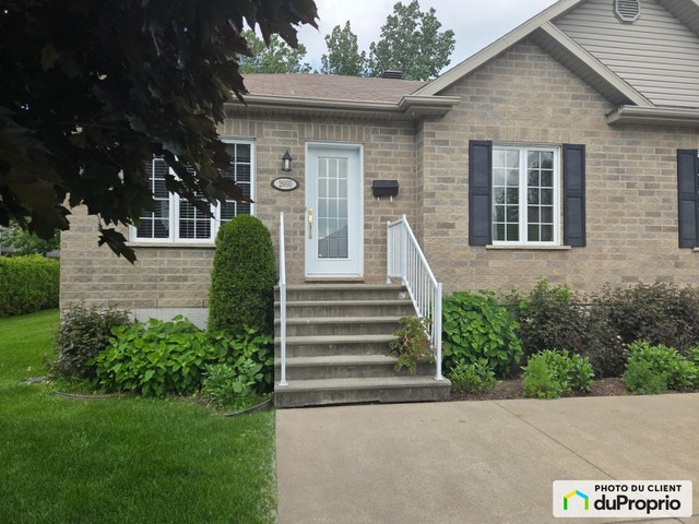 $350,000 - Semi-detached - Trois-Rivières (Trois-Rivières-Ouest) — photo 1