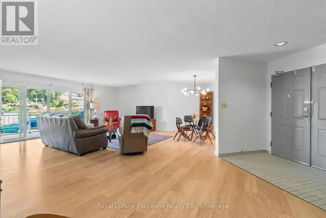 202 - 200 HARBOUR STREET Kincardine, Ontario in Condos for Sale in Owen Sound - Image 7