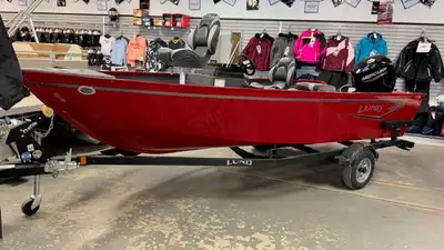 VINYL MAIN FLOOR, ALUMINUM PROP, MERCURY ANALOG GAUGES, PRORIDE SEATS WITH SOLID PEDESTAL, TILT STEE...