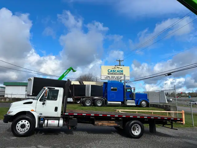 2017 International 24' Flatdeck in Heavy Trucks in Abbotsford - Image 7