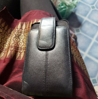 Phone case leather black for phones are are 5 inch X 3 inch
