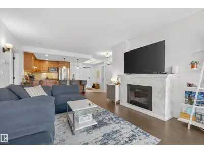 Located in Meridian Plaza, this 2 bed 2 bath condo is MOVE IN READY! The beautiful kitchen showcases...