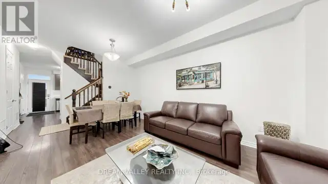 138 Cleanside Road Toronto (Clairlea-Birchmount), Ontario, photo 4 of 4