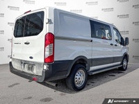 Standard Climate Control | 404.3 Cubic Feet Cargo Space | 4-Inch Multi-Function Display | AM/FM Ster... (image 6)