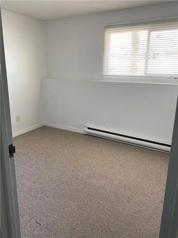 C4 1550 20th Street Brandon, Manitoba62863314510339124