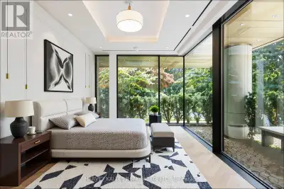 Exquisite in every detail, from the stone, glass, bronze, and brick facades envisioned by Hariri Pon...