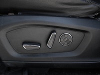 *Navigation, Leather Seats, Cooled Seats, Power Tailgate, 360 Camera!* The Ford Explorer is primed f... (image 7)