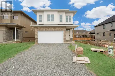 Welcome to Garner Place & the newest release from Aspect Homes. This new modern build offers over 2,...