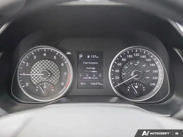 2020 Hyundai Elantra Luxury in Cars & Trucks in London - Image 18