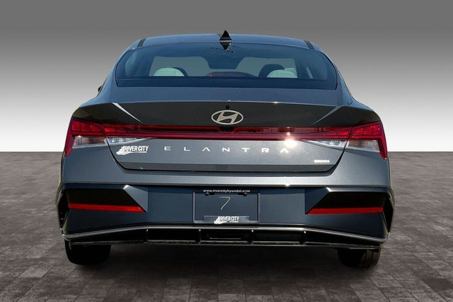 2025 Hyundai ELANTRA HYBRID HYBRID LUXURY 2T in Cars & Trucks in Edmonton - Image 4