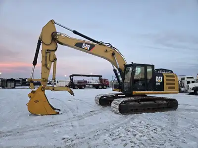 2013 Caterpillar 324E L Excavator Comes with a Cat C7.1 ACERT diesel engine, 3979 engine hours showi...