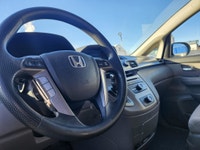 GARANTIE 1 ANS CREDIT DIRECT EN LIGNE AU WWW.AUTO-INTERNET.CA WOW 2016 HONDA ODYSSEY 7 PASSAGER TOUT... (image 2)
