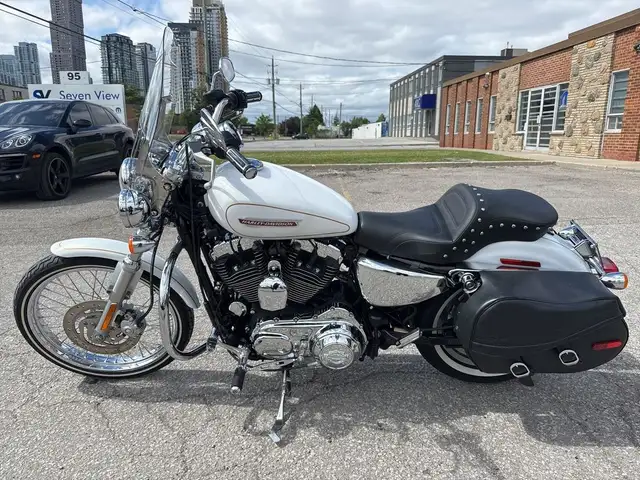2008 Harley-Davidson Sportster ~ SADDLEMAN SEAT ~ XL1200 ~ CLEAN in Street, Cruisers & Choppers in City of Toronto - Image 3