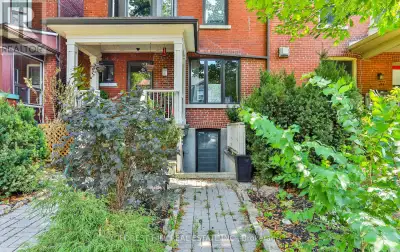 LOWER - 35 YARMOUTH GARDENS Toronto (Annex), Ontario