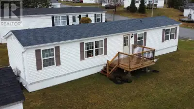 Welcome to this well-maintained 2-bedroom mini home located in the desirable Green Hill Estates, wit...