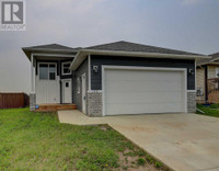 11202 98 Street Clairmont, Alberta