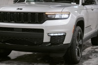 Arrive in confidence with a brand new 2025 Jeep Grand Cherokee L Limited, now available at Southside... (image 7)