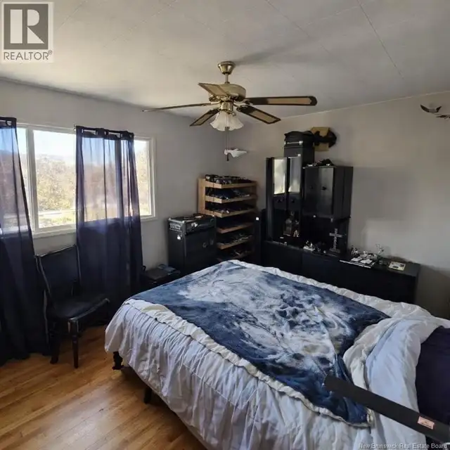 402 Varrily Street Bathurst, New Brunswick in Houses for Sale in Bathurst - Image 7