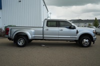 --DRIVE THE DREAM THIS SUMMER AT ADRENALIN MOTORS! NOW LOCATED IN GASOLINE ALLEY, RED DEER!-- NO ACC... (image 3)