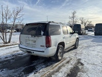 Only 94,501 Miles! This GMC Yukon boasts a Gas/Ethanol V8 5.3L/327 engine powering this Automatic tr... (image 2)