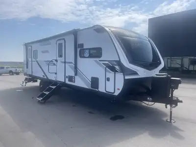 Welcome to Eldorado RV Sales, the longest running dealership in Southern Alberta! The 2026 Jay Feath...