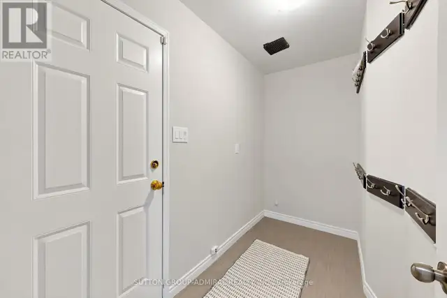 38 FELT CRESCENT Barrie (Bayshore), Ontario in Houses for Sale in Barrie - Image 21