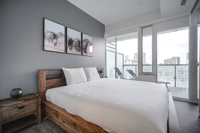 IMMIX 3 Bedroom Apartment in Toronto62863757550466122