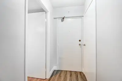 1 Bedroom Apartment  Apartment for Rent - 82 Delaware Ave, View more