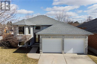 549 HARRIS Circle Strathroy, Ontario