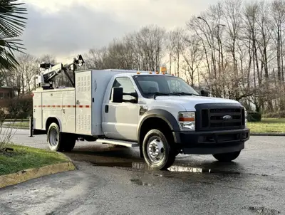 2010 Ford F-550 XL Super Duty Powerstroke IMT Crane / Model 3203i 2,000 LB Capacity Storage Compartm...