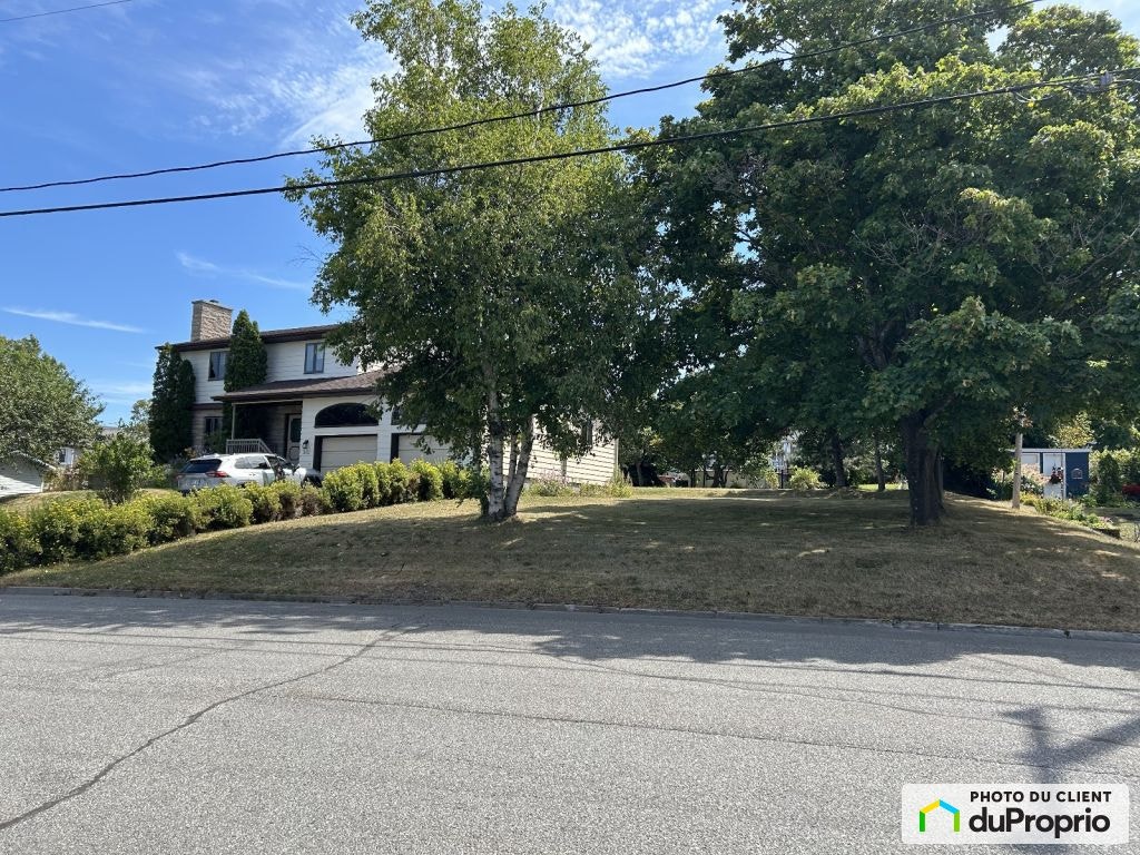 $549,500 - 2 Storey for sale in Rimouski (Rimouski) — photo 2