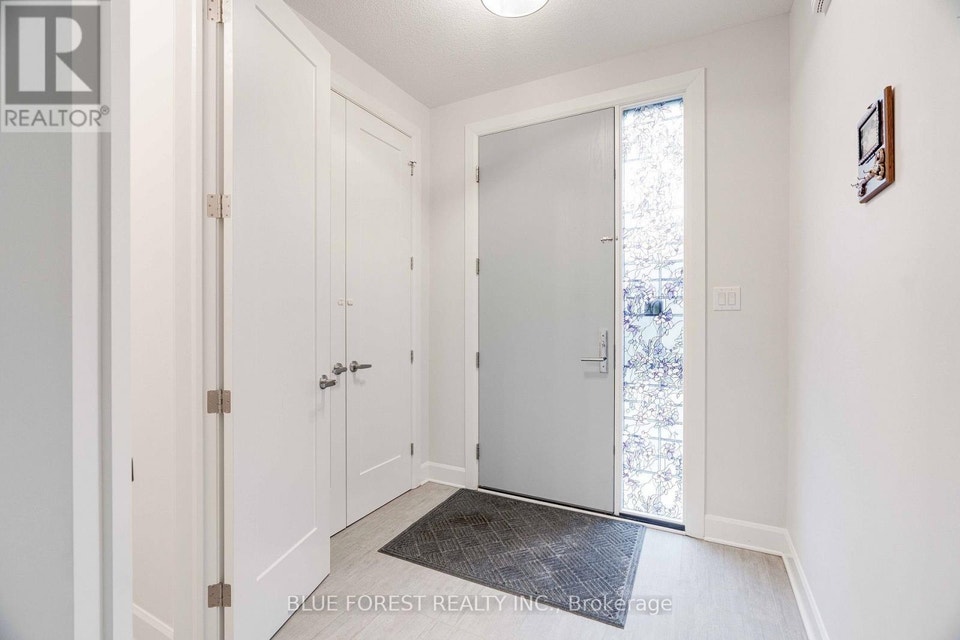 499 SOPHIA CRESCENT London North (North I), Ontario 3