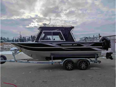 2026 Thunder Jet 210 Chinook PRO 2026 Thunderjet 210 Chinook Pro. Comes with the following options:...