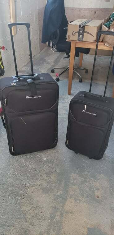 Luggage brand new sold separate or together deal dans Autre  à Pembroke