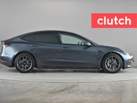 NO ACCIDENTS / CLEAN CARFAX / 1 OWNER / Parking Sensors, Traffic Sign Recognition, Brake Assist and... (image 3)