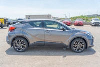 Come see this 2021 Toyota C-HR before someone takes it home! *You Can't Beat the Price with These Op... (image 5)