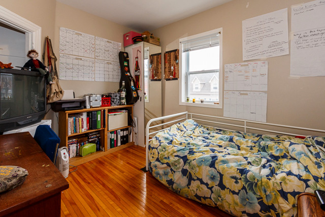 198 Union St in Long Term Rentals in Kingston - Image 2