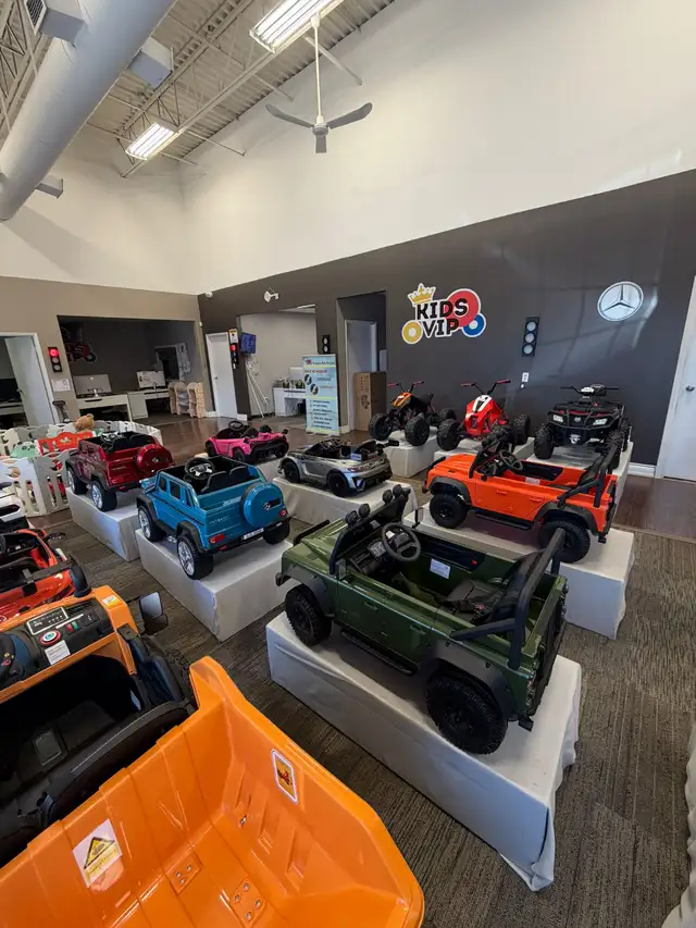 Luxury Kids Ride-On Cars – Rubber Wheels, Leather Seats & Remote in Toys in City of Toronto - Image 5