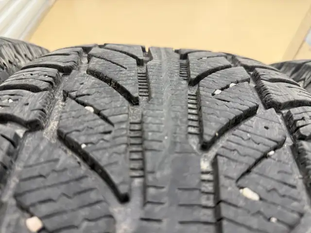 RAM/Jeep rims and 235/65 R18 Winter Tires Cooper in Tires & Rims in Mississauga / Peel Region - Image 4