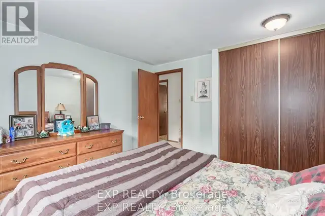 9995 PORT FRANKS ESTATES DRIVE Lambton Shores (Port Franks), Ont in Houses for Sale in Grand Bend - Image 25