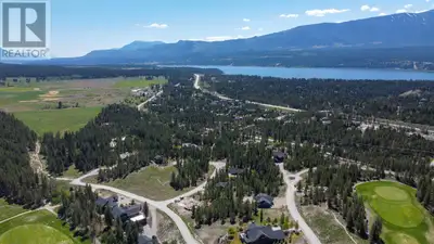 Welcome to Lot 22 in the desirable COPPER POINT ESTATES - A stunning development surrounded by the C...