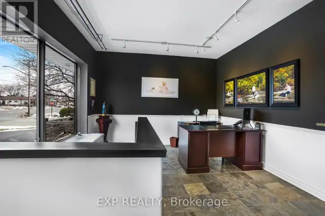 231 HIGHWAY #8 Hamilton (Stoney Creek), Ontario62864388589699122