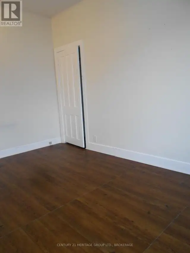 29 KING STREET North Dundas, Ontario in Houses for Sale in Ottawa - Image 10