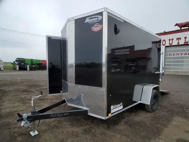 2025 Formula Trailers 6x10ft Enclosed Cargo in Cargo & Utility Trailers in Edmonton - Image 4