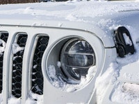 Innovative gasoline hybrid powertrain - Heated leather seats for Canadian winters - Advanced navigat... (image 8)