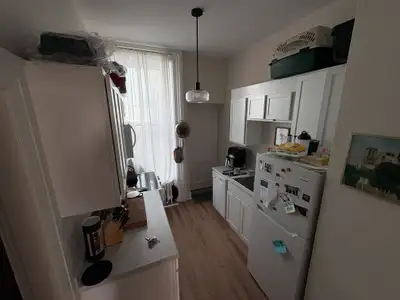 Bright and beautifully updated 1-bedroom apartment, ready for November15th. This charming unit offer...