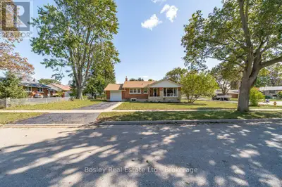 Charming 3-bedroom bungalow tucked into the mature and established Fairview neighbourhood. Offering...